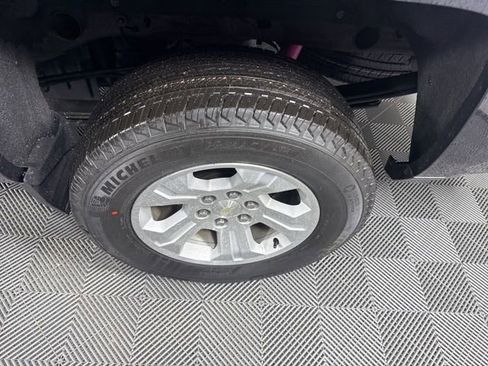 Used 2019 Chevrolet Silverado 1500 LT w/ All Star Edition image 10