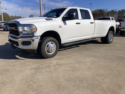 Used 2024 RAM 3500 Tradesman w/ Chrome Appearance Group