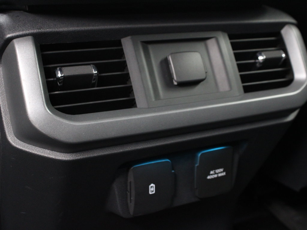 Used 2021 Ford F150 Lariat AWD/4WD image 17