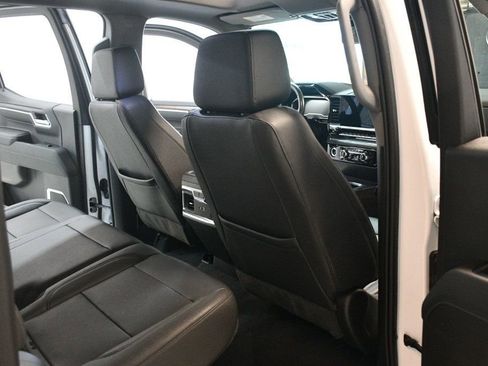 Used 2023 GMC Sierra 1500 SLT w/ SLT Premium Package image 41