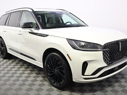 New 2026 Lincoln Aviator Reserve AWD/4WD image 8