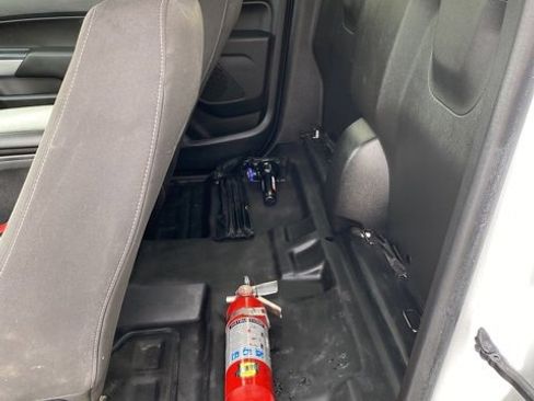 Used 2022 Chevrolet Colorado LT w/ Fleet Safety Package image 23