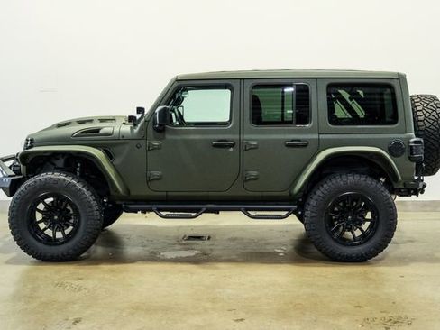 Used 2024 Jeep Wrangler Unlimited Sport AWD/4WD image 9