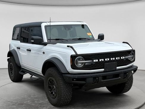 Used 2024 Ford Bronco Wildtrak AWD/4WD image 3