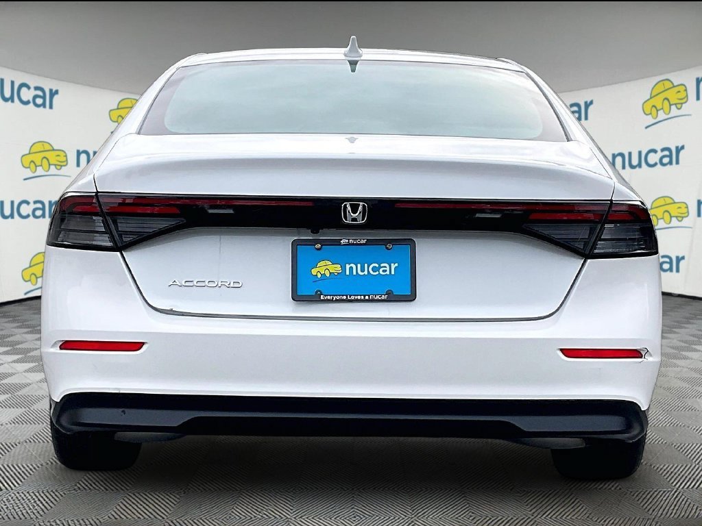 Used 2023 Honda Accord EX image 5