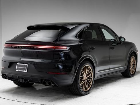New 2026 Porsche Cayenne Coupe AWD/4WD image 34