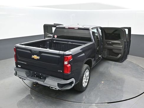 Used 2024 Chevrolet Silverado 1500 LTZ w/ Z71 Off-Road Package AWD/4WD image 23