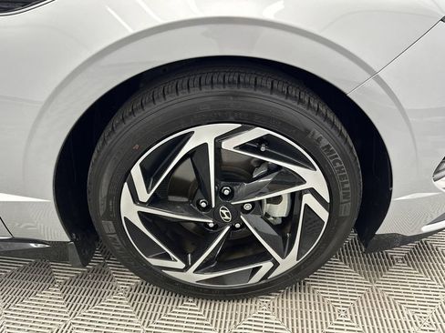 Used 2024 Hyundai Sonata SEL w/ Convenience Package FWD image 11