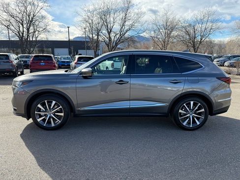 Used 2025 Acura MDX w/ Technology Package image 8