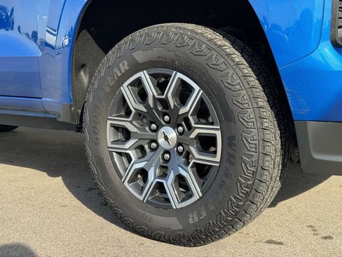 Used 2024 Chevrolet Colorado Z71 image 26