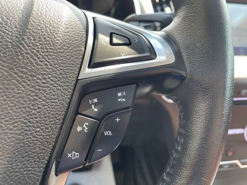 Certified 2019 Ford Edge Titanium w/ Equipment Group 301A AWD/4WD image 19