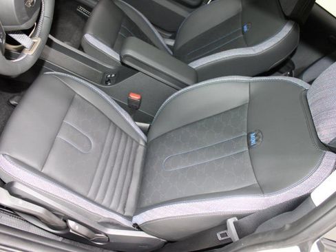 Used 2025 MINI Cooper S image 28