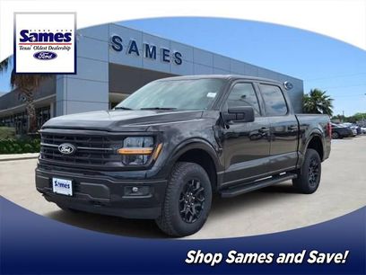 New 2026 Ford F150 XLT w/ XLT Black Appearance Package