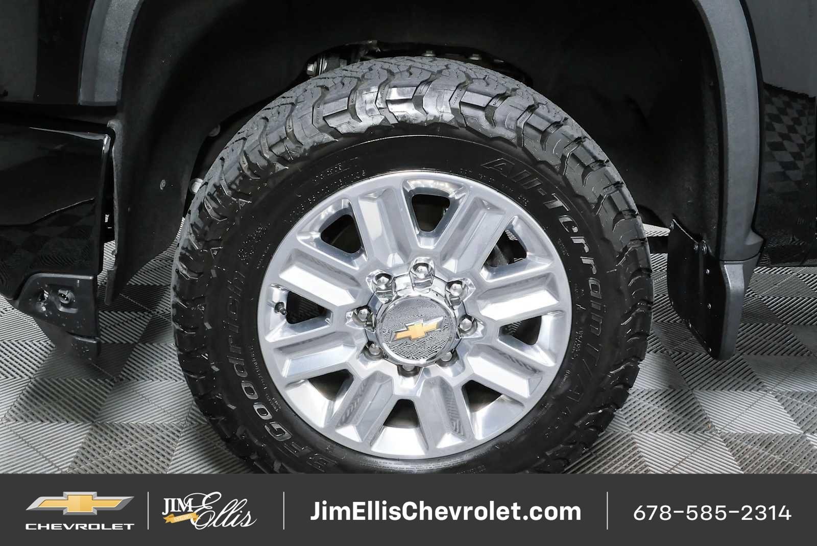 Certified 2024 Chevrolet Silverado 2500 High Country w/ Technology Package AWD/4WD image 37