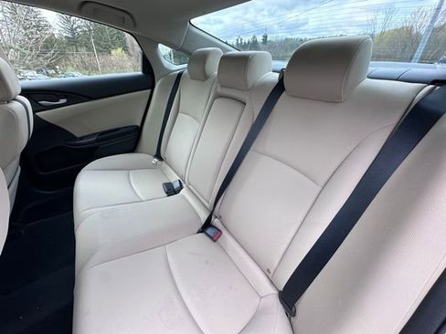 Used 2018 Honda Civic EX image 11