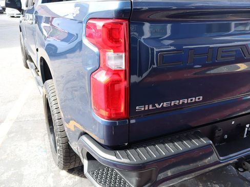 Used 2019 Chevrolet Silverado 1500 Custom w/ Custom Value Package AWD/4WD image 30