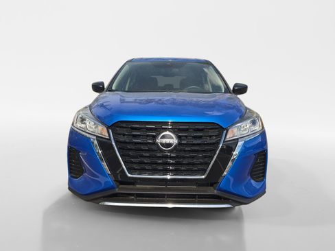 Used 2025 Nissan Kicks Play S image 8