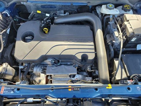 Used 2024 GMC Terrain SLE image 10