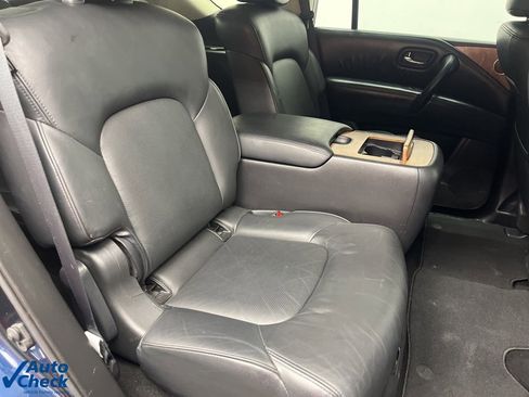 Used 2024 Nissan Armada SL w/ Captain's Chairs Package image 23