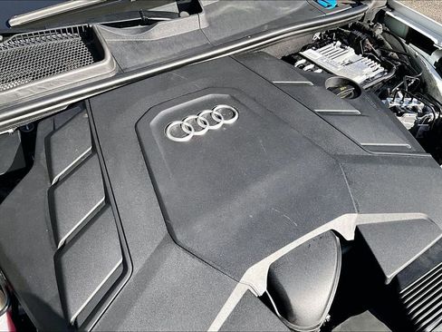 Used 2022 Audi Q7 3.0T Premium Plus AWD/4WD image 30