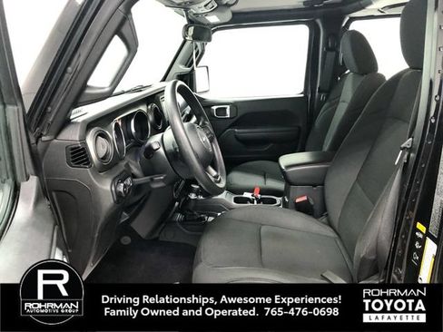 Used 2021 Jeep Wrangler Unlimited Sport AWD/4WD image 12