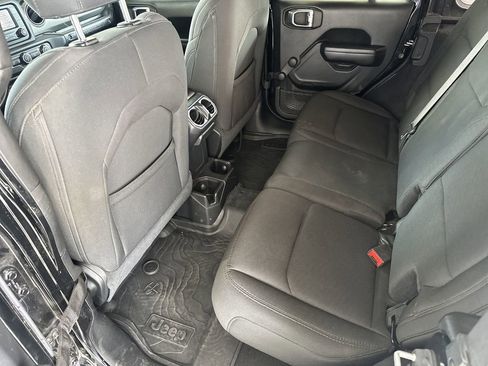Used 2021 Jeep Wrangler Unlimited Sport image 25