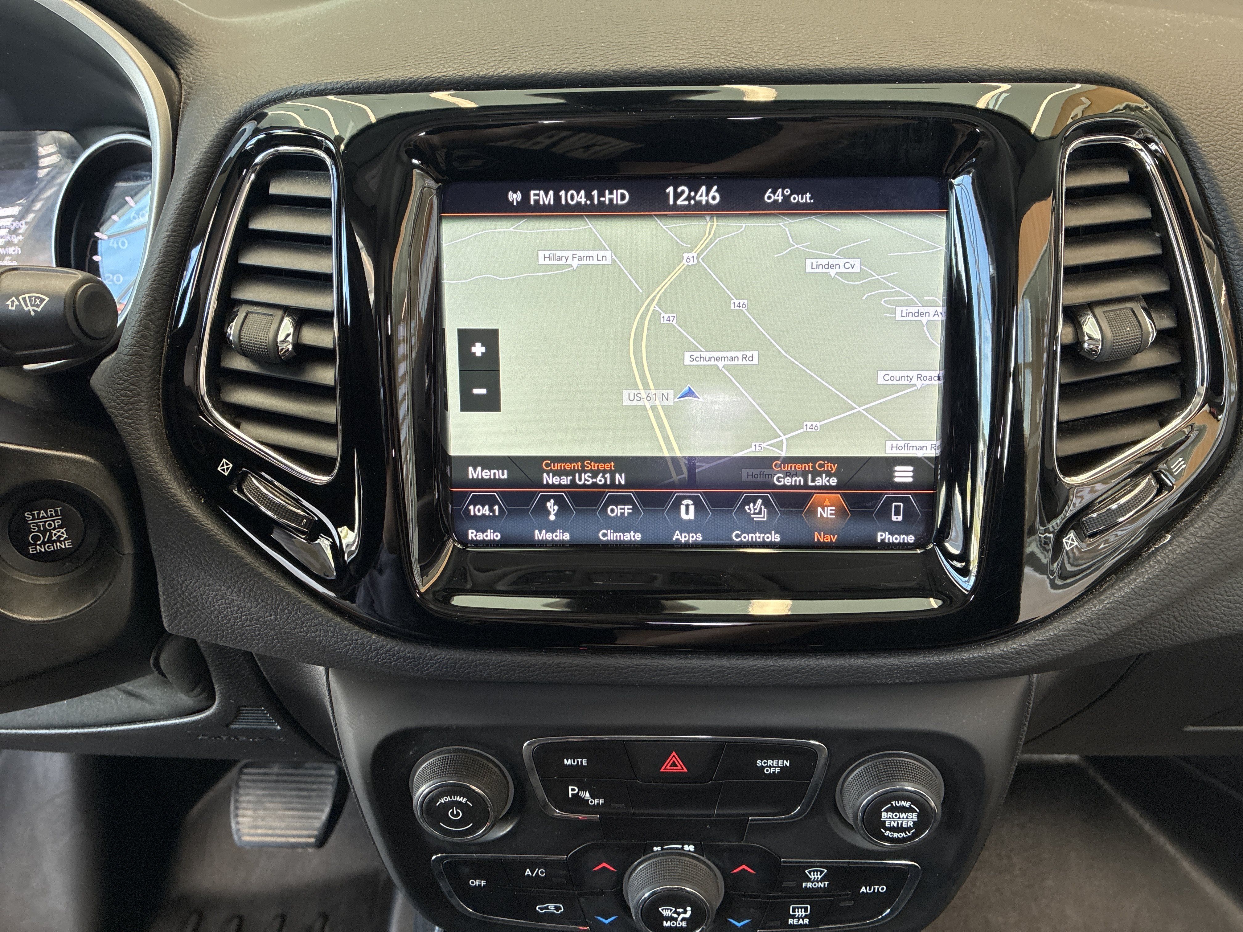 Used 2019 Jeep Compass Limited w/ Safety & Security Group AWD/4WD image 27