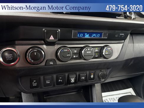 Used 2021 Toyota Tacoma TRD Off-Road w/ Technology Package AWD/4WD image 26