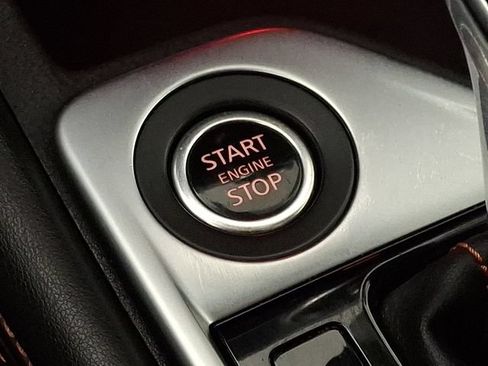 Used 2023 Nissan Sentra SR w/ SR Premium Package FWD image 23