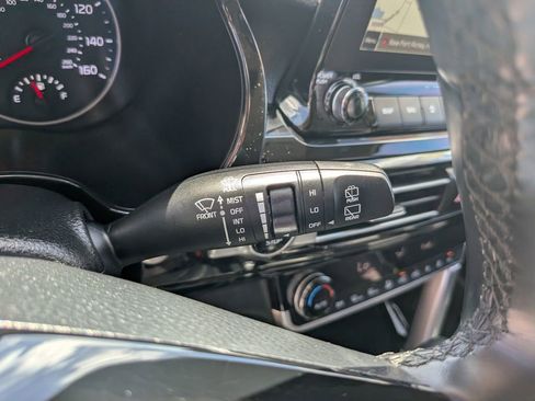 Certified 2022 Kia Seltos EX AWD/4WD image 34