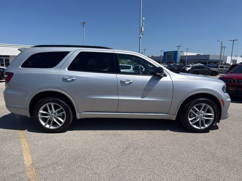 Used 2025 Dodge Durango GT AWD/4WD image 4
