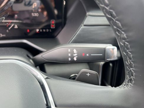 New 2025 GMC Acadia Elevation image 18