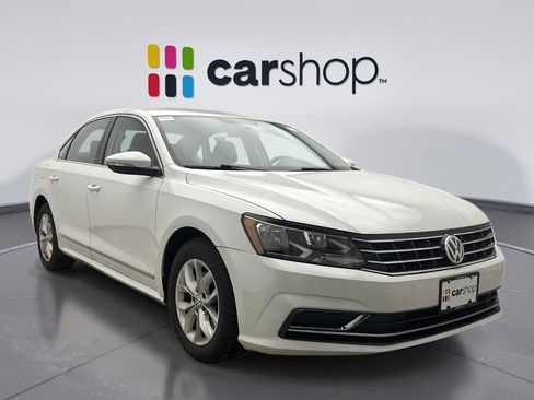 Used 2017 Volkswagen Passat 1.8T S image 5
