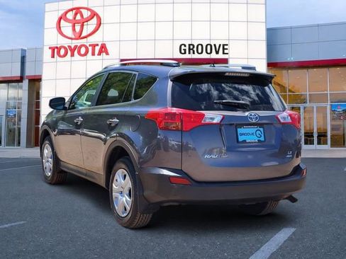 Used 2015 Toyota RAV4 LE AWD/4WD image 3