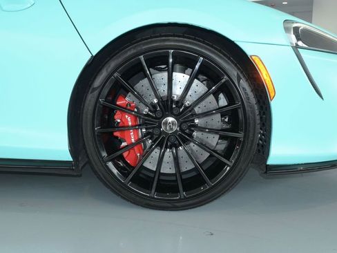 Used 2022 McLaren GT RWD image 29