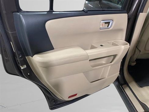 Used 2015 Honda Pilot Touring image 14
