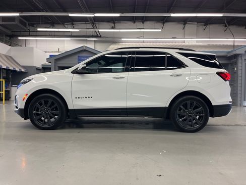 Used 2023 Chevrolet Equinox RS image 4