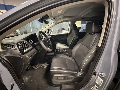 New 2026 Honda Odyssey Elite image 8