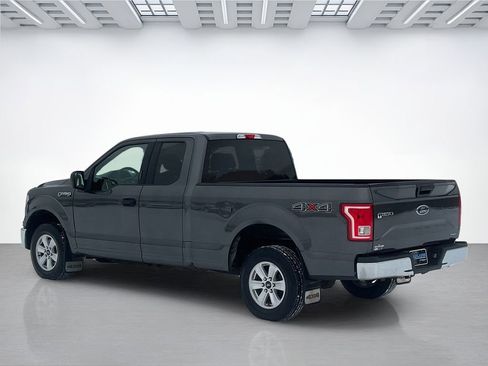 Used 2015 Ford F150 XLT image 5