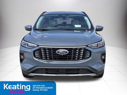 Used 2024 Ford Escape Platinum w/ Premium Technology Package image 4