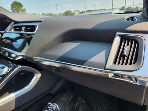 New 2024 Jaguar I-PACE R-Dynamic HSE image 13