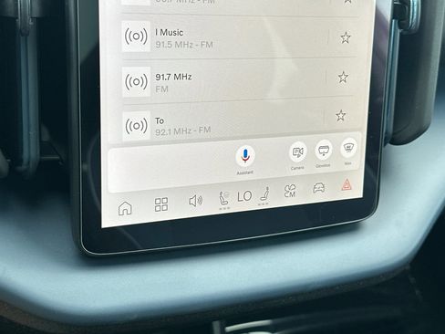 New 2026 Volvo EX30 Plus w/ Climate Package image 18