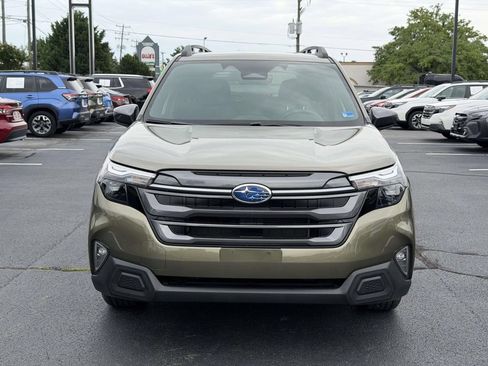 Certified 2026 Subaru Forester Premium AWD/4WD image 8