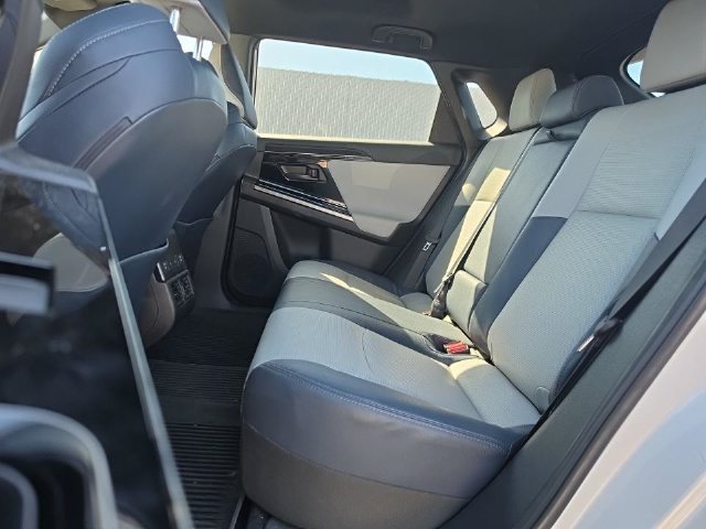 Used 2023 Subaru Solterra AWD image 12
