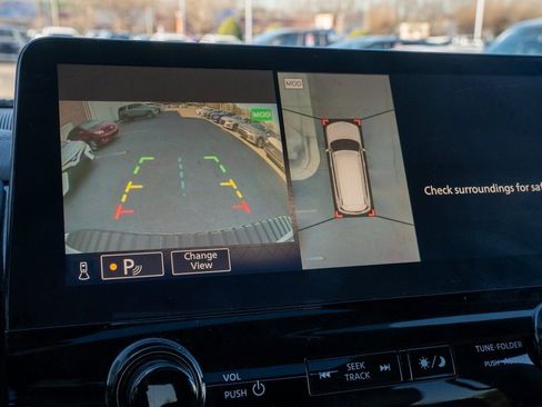 Used 2023 Nissan Armada Platinum w/ Captain's Chairs Package image 6