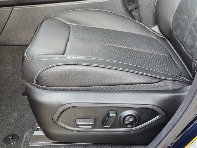 New 2027 Jeep Grand Cherokee Limited AWD/4WD image 18