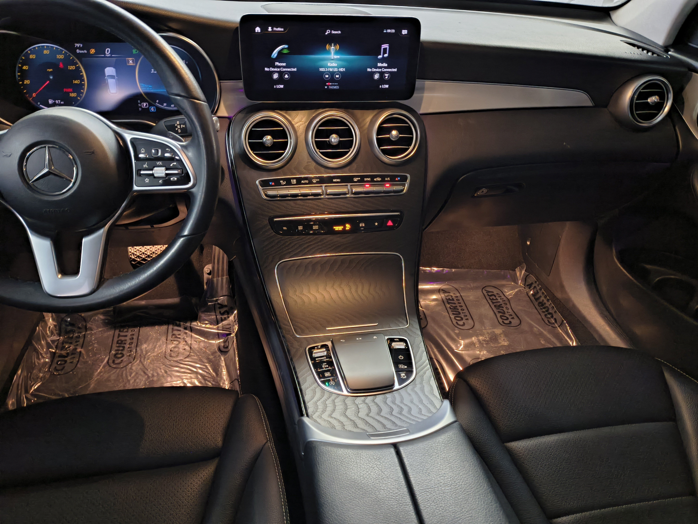Used 2022 Mercedes-Benz GLC 300 image 16