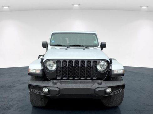 Used 2022 Jeep Gladiator Sport AWD/4WD image 12