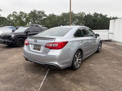 Used 2018 Subaru Legacy 3.6R Limited AWD/4WD image 8