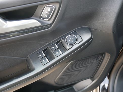 Used 2025 Ford Escape ST-Line Select AWD/4WD image 19